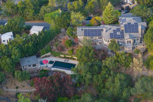 620 Handley Trl, Redwood City CA  94062-3944 exterior