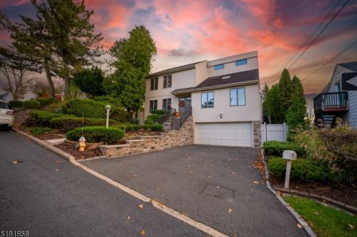 149 Haverhill Ave, West Paterson, NJ 07424-3012