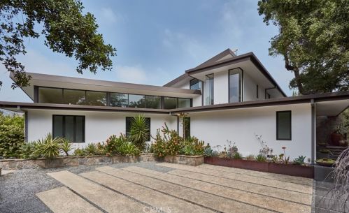 4245 Chula Senda Ln, La Canada, CA 91011-3511