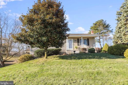 45 Ridge Loop Rd, Three Churches WV  26757-6377 exterior