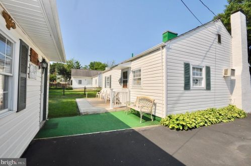 823 Willow St, Southampton PA  18966-3431 exterior