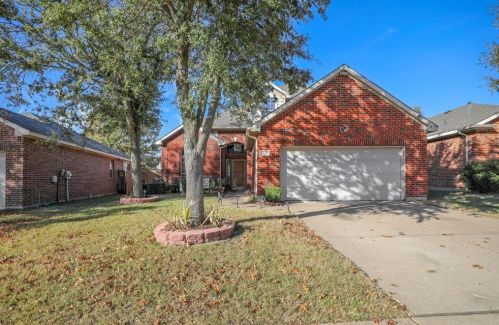 8529 Arroyo Verda Dr, Dallas, TX 75249-4028
