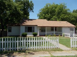 204 Rowe St, Pryor OK  74361-2621 exterior