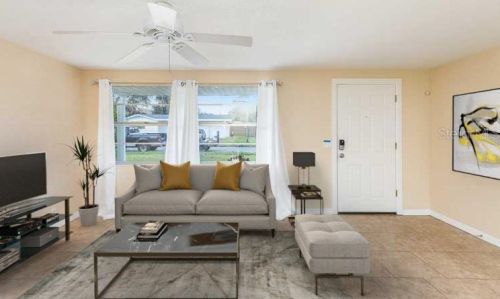 4636 Eastwood Ln, Tarpon Springs, FL 34690-1825