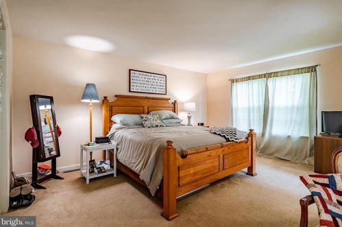 222 Clarkdale Ln, Gilbertsville PA  19525-9357 exterior