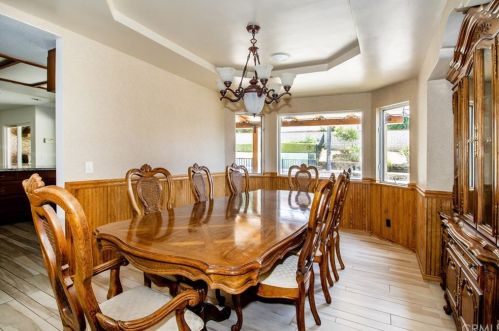 1754 Somerset Ln, Redlands CA  92374-5561 exterior