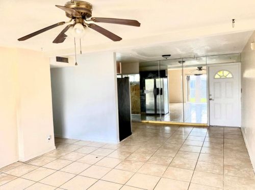 1889 Chatham Rd, West Palm Beach, FL 33415-6315