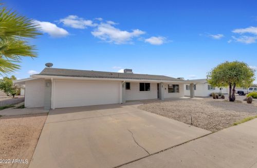 5439 Adobe Rd, Mesa, AZ 85205-5405