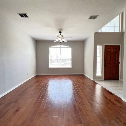 4304 Stone Hollow Way, Euless TX  76040-8502 exterior