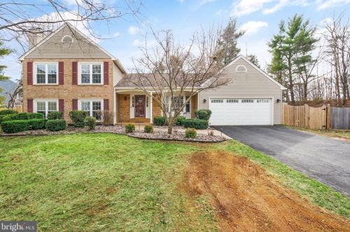 816 Anne St, Leesburg VA  20175-3426 exterior