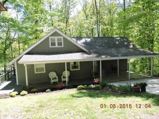 42 Hickory Cir, Winchester, TN 37398-3947