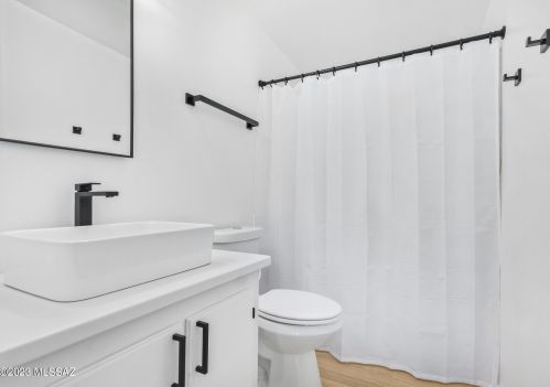 1210 Garden Loop, Tucson AZ  85706-1464 exterior