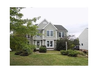 518 Bluegrass Dr, Canonsburg, PA 15317-4949