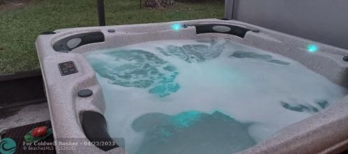 382 Gulfstream Ave, Fort Pierce FL  34983-1219 exterior