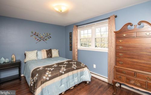 20557 Gleedsville Rd, Leesburg VA 20175-6532 exterior