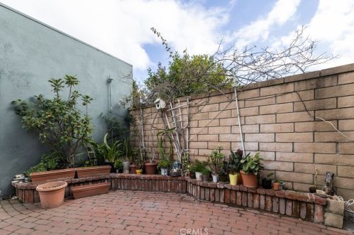 7206 Santa Isabel Cir, Buena Park CA  90620-3138 exterior