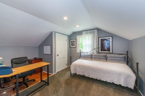 318 Park St, Montclair NJ  07043-2232 exterior