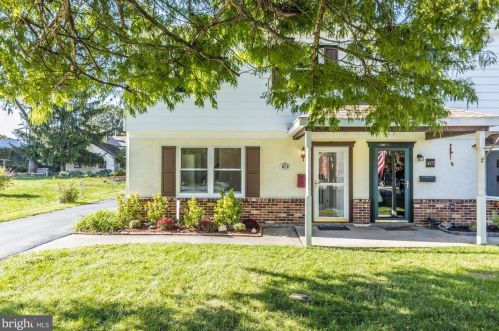 415 Jefferson Ave, Downingtown PA 19335-3025 exterior