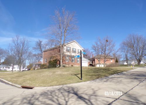 3004 Lee Ln, Covington, KY 41017-2659