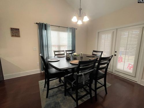 101 Niblick Ct, Cayce-West Columbia SC  29172-2593 exterior