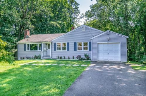 165 New Canaan Ave, Norwalk, CT 06850-1900