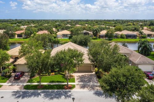 7054 Springville Cv, Boynton Beach, FL 33437-3989