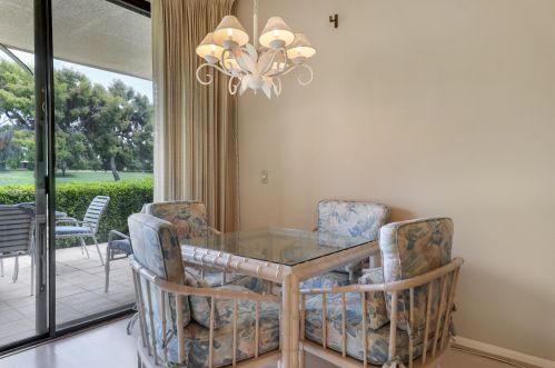 55 Sunrise Dr, Rancho Mirage CA  92270-3845 exterior