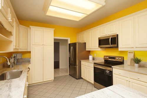 190 Country Club Rd, Shalimar FL  32579-1634 exterior