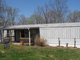 203 Waterview Dr, Fort Donelson National Milit TN  37058-5451 exterior