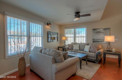 1040 Arizona Ave, Tucson AZ 85705-7712 exterior