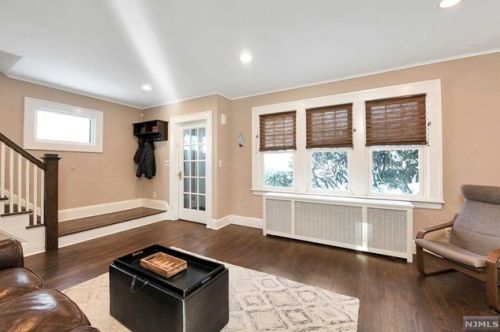 260 Hudson Ave, Englewood, NJ 07631-1939