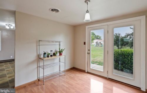 10601 Scenic View Dr, Upton PA  17225-9359 exterior