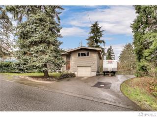 5860 197th St, Bothell WA  98028-3141 exterior