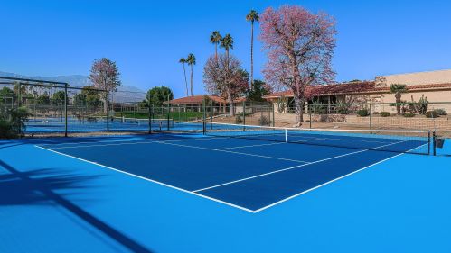 6 Cornell Dr, Rancho Mirage CA  92270-3630 exterior