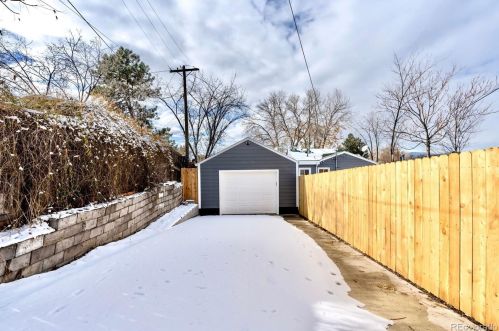 908 Meade St, Denver CO  80204-3023 exterior