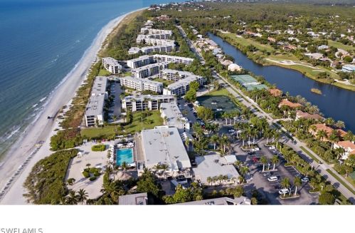 1501 Middle Gulf Dr, Sanibel FL  33957-6528 exterior