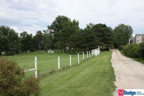 11725 36th St, Bellevue, NE 68123-1286