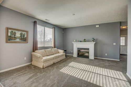 4033 Baywood Cir, Covington, KY 41018-3865
