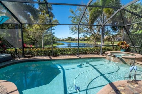 9295 Veneto Pl, Naples, FL 34113-7722