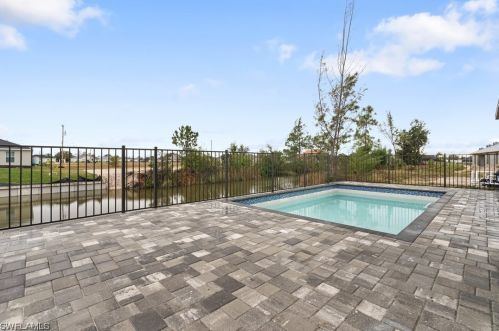 1908 14 St, Cape Coral FL  33909-1643 exterior