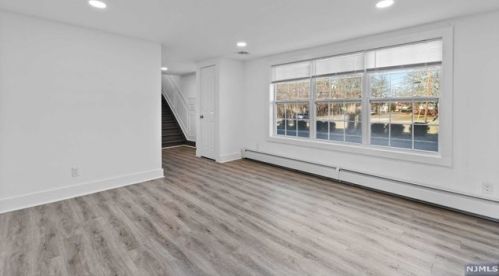 296 Ramapo Valley Rd, Oakland NJ  07436-1817 exterior
