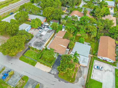 250 10th St, Delray Beach FL  33444-4048 exterior
