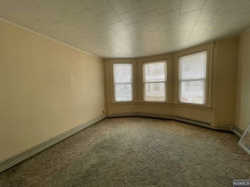 234 Patterson St, East Newark, NJ 07029-1416
