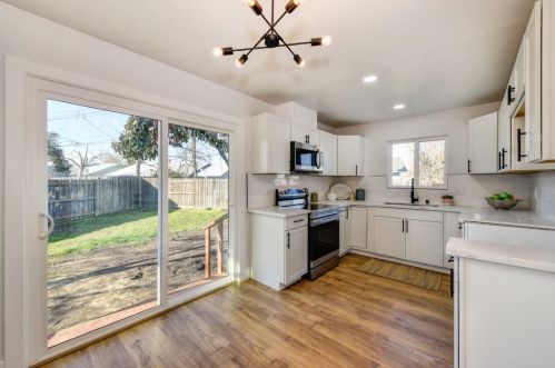 3665 Buhler Way, North Highlands CA  95660-3323 exterior