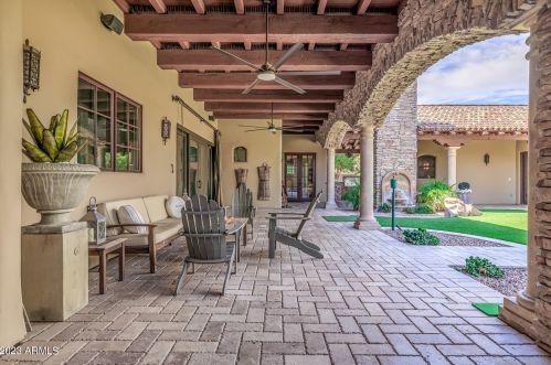 6024 Sunnyside Dr, Scottsdale AZ 85260-5724 exterior