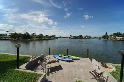 4909 5th Pl, Cape Coral, FL 33914-6501