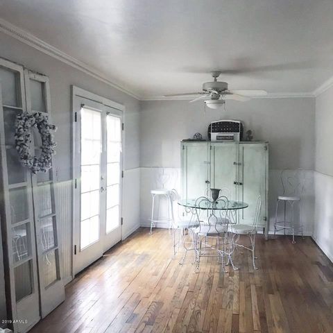 522 Miller St, Mesa, AZ 85203-7228
