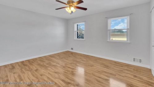 60 Greenwood Loop Rd, Bricktown NJ  08724-1254 exterior