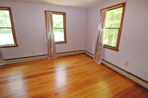 31 Corey Trl, Richmond RI  02898-1162 exterior