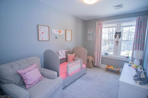 2 Montclair Ave, Nutley NJ  07110-1124 exterior